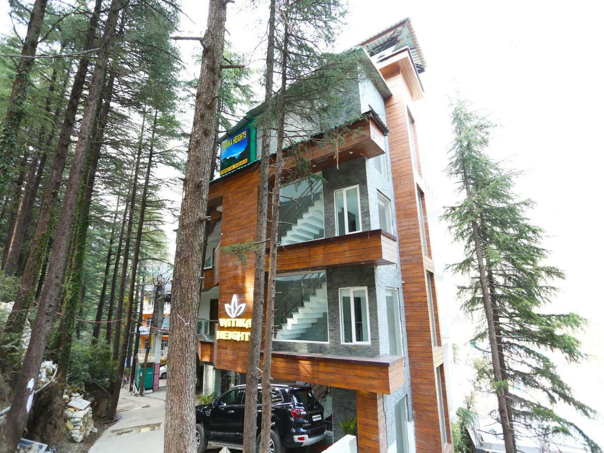 Oyo 35917 Vatika Heights Hotel McLeod Gandzs Kültér fotó