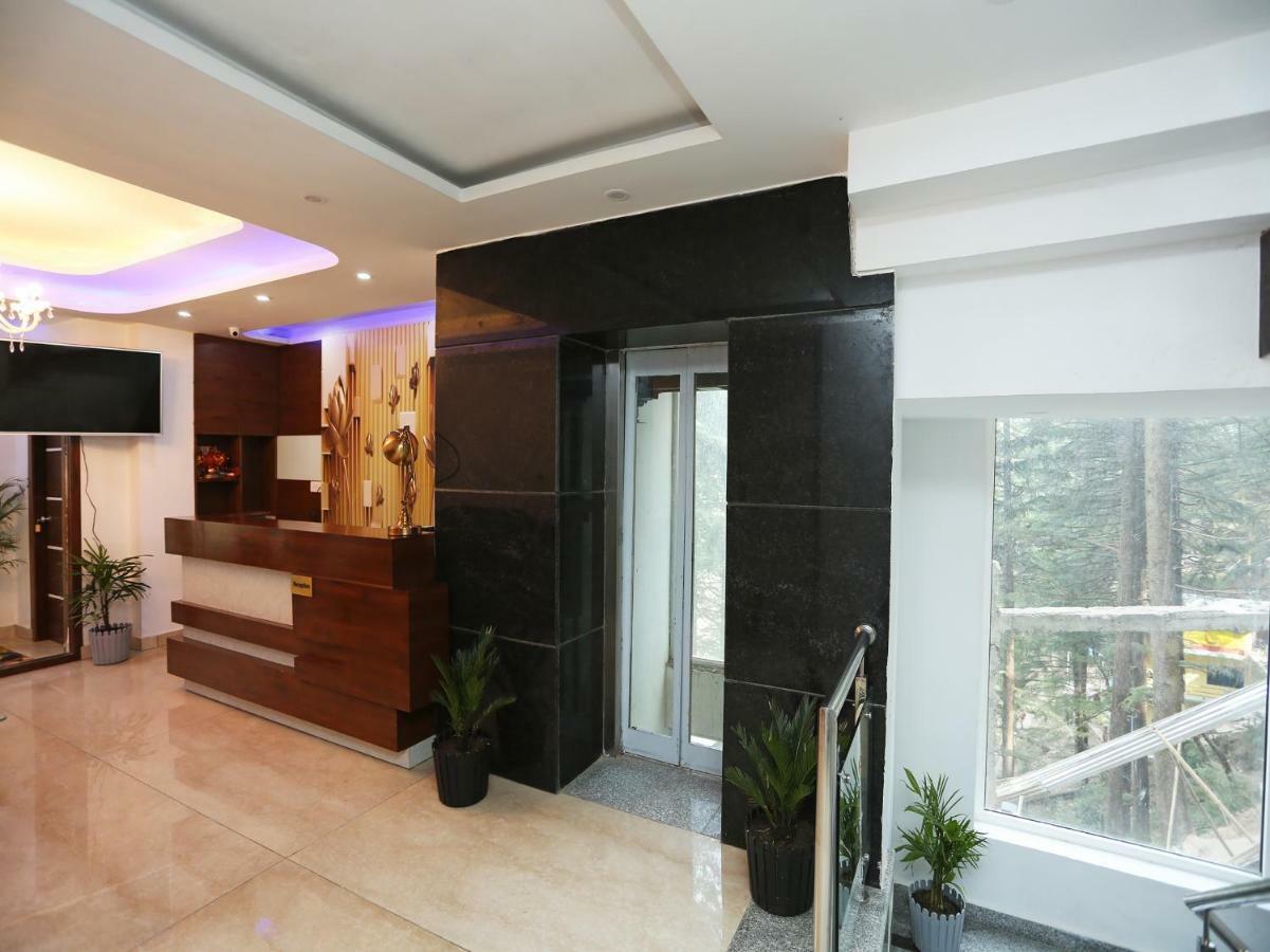 Oyo 35917 Vatika Heights Hotel McLeod Gandzs Kültér fotó